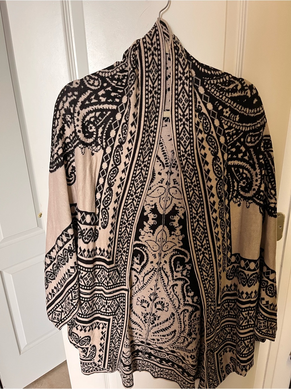 Paisley Open Front Cardigan in Beige and Black